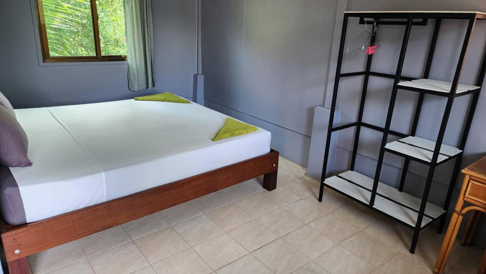 Sarin Guesthouse สาริน Koh Tao Exterior photo